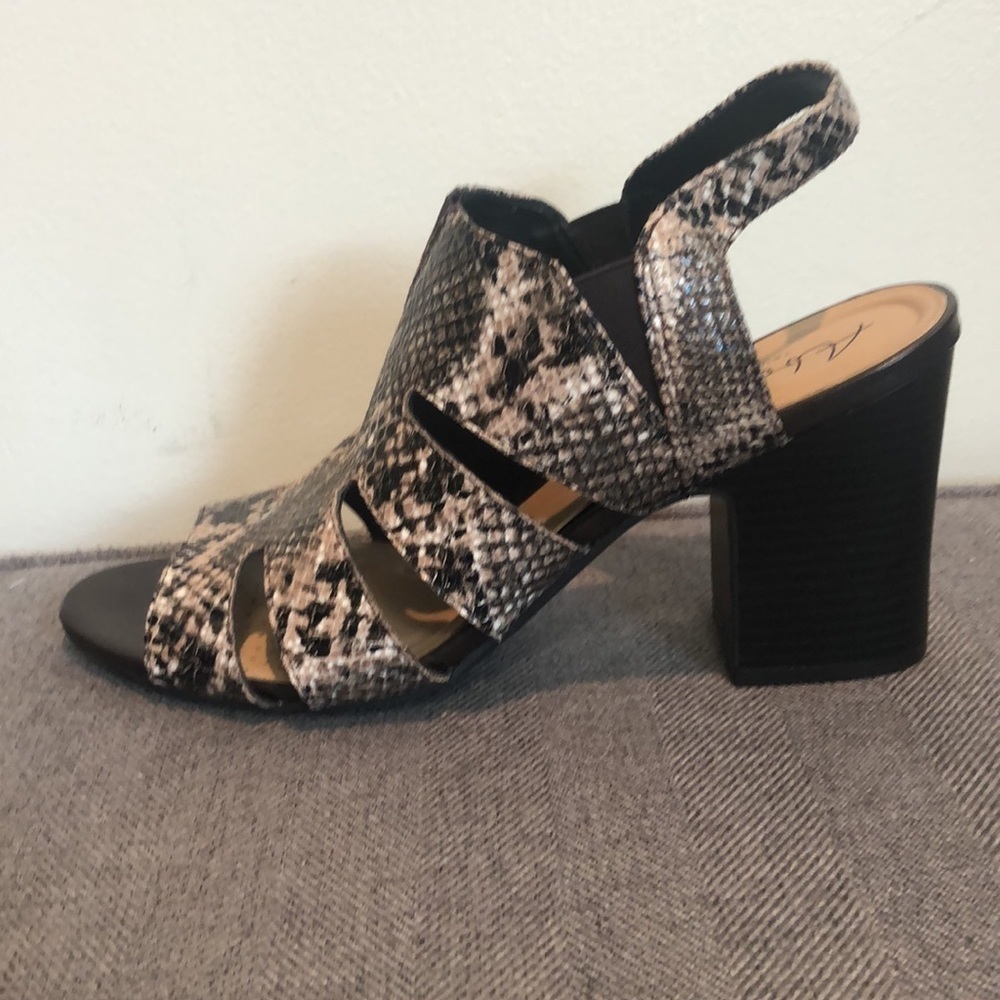 ABELLA Carmine Heel sandals women’s 9.5 snakeskin lizard print - Picture 2 of 9